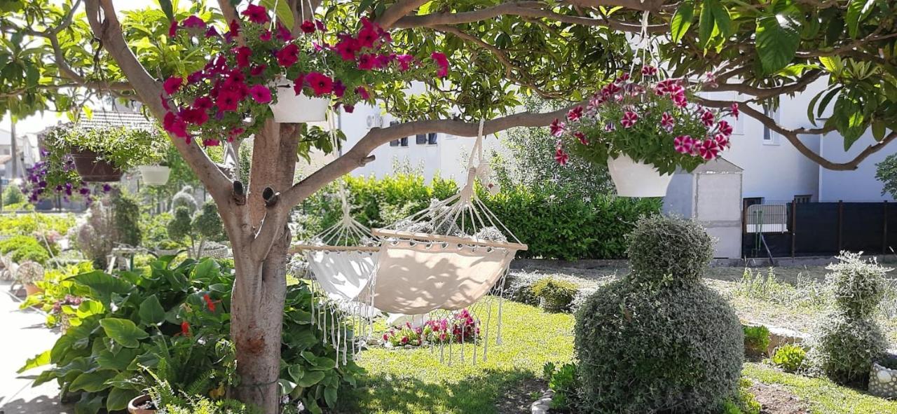 Apartmani Pina 2 Kastela Bagian luar foto